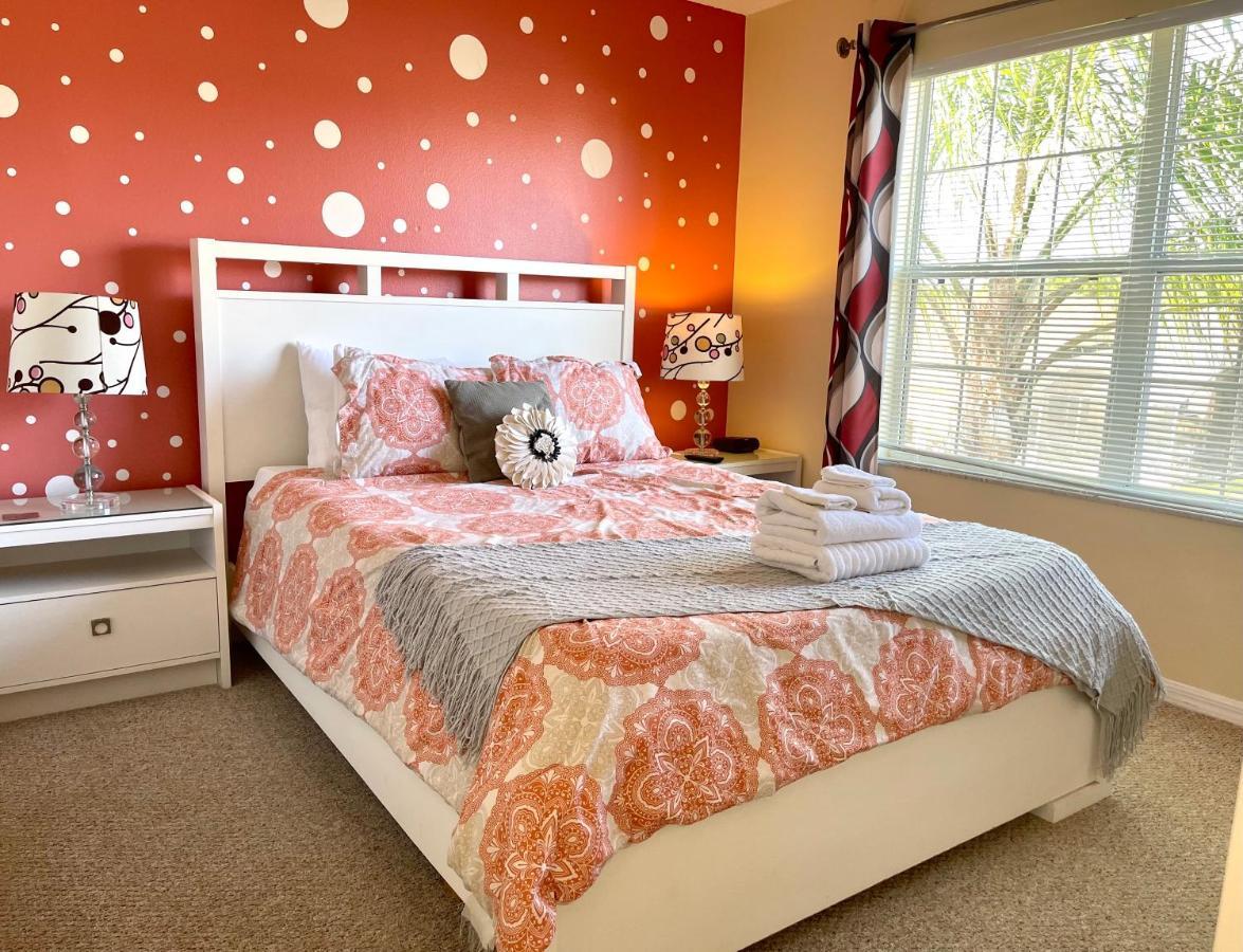 קיסימי Disney Dream With Hot Tub, Pool, Xbox, Games Room, Lakeview, 10 Min To Disney, Clubhouse מראה חיצוני תמונה